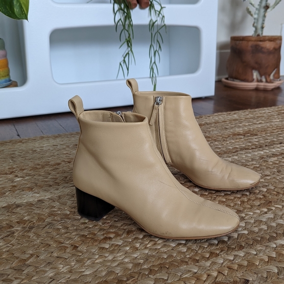 Everlane The Day Boot in Ecru - Picture 3 of 9